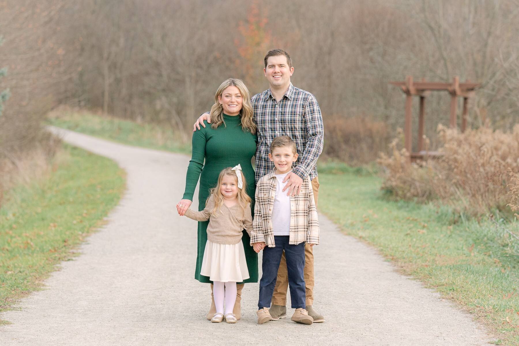 What’s the Best Time of Year for Family Portraits in Pittsburgh?